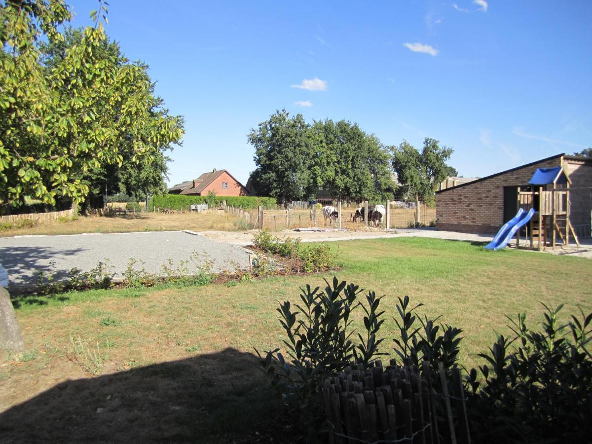 De Hoog Velden 13 Neerpelt Exterior foto